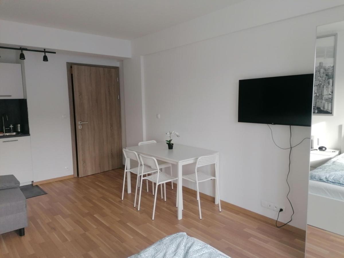 Brand New Studio Apartment # 45 With Free Parking In The City Center Praha Eksteriør bilde