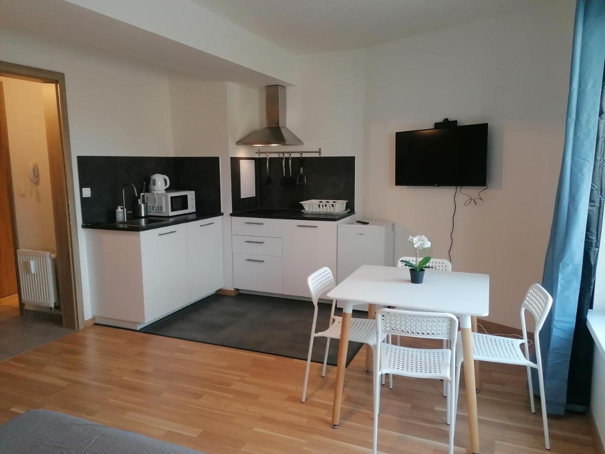 Brand New Studio Apartment # 45 With Free Parking In The City Center Praha Eksteriør bilde