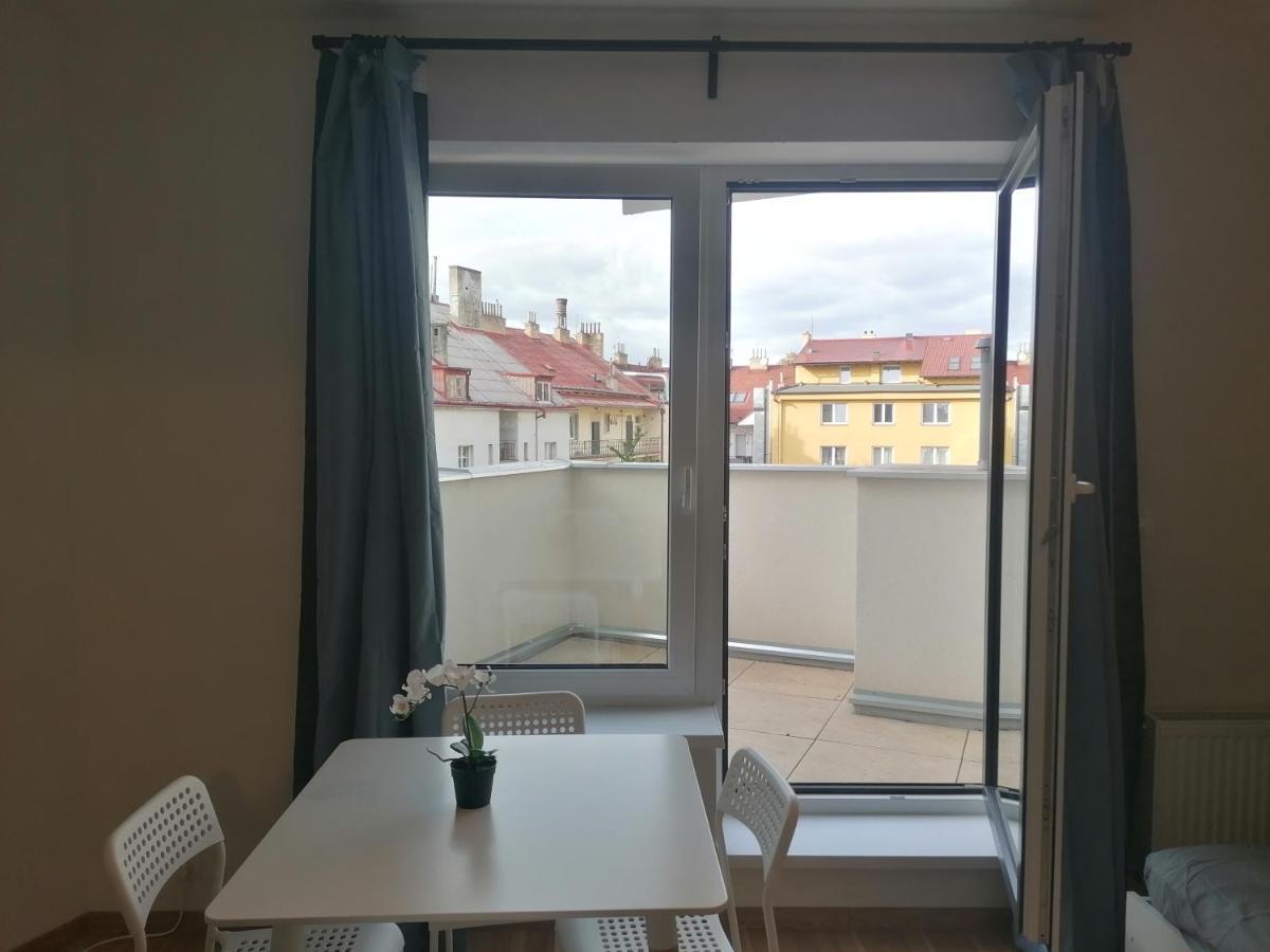 Brand New Studio Apartment # 45 With Free Parking In The City Center Praha Eksteriør bilde